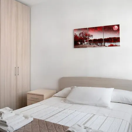 Umberto Apartment *